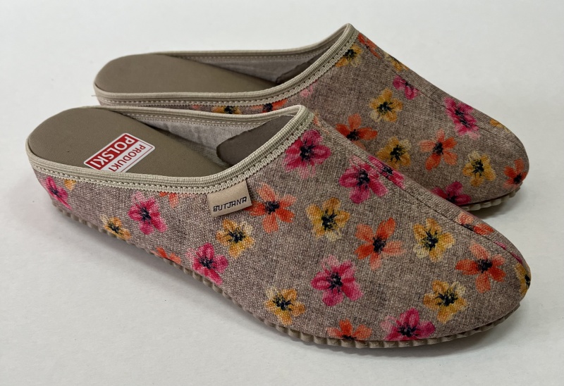 PANTOFLE DAMSKIE NA KLINIE PEŁNE NR;34-41 BJ005/00